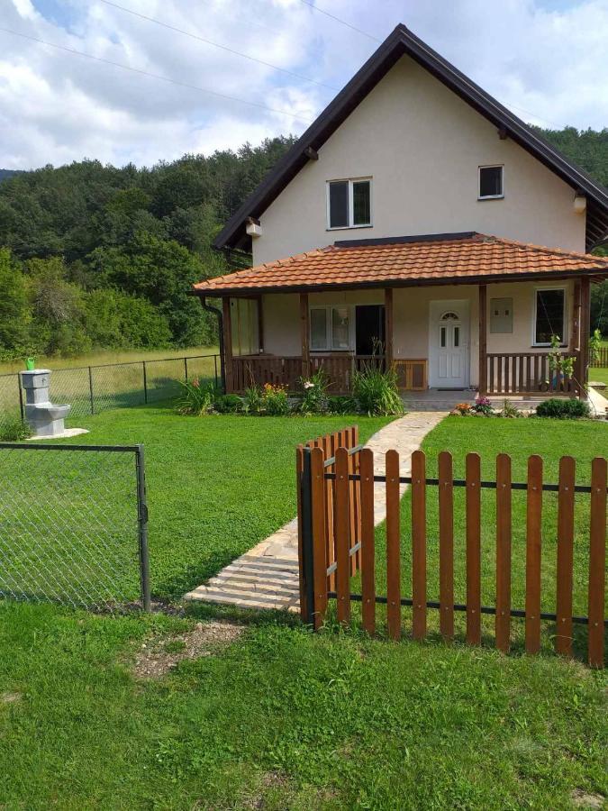 Apartmani Petar モクラ・ゴラ エクステリア 写真