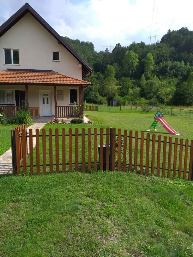 Apartmani Petar モクラ・ゴラ エクステリア 写真