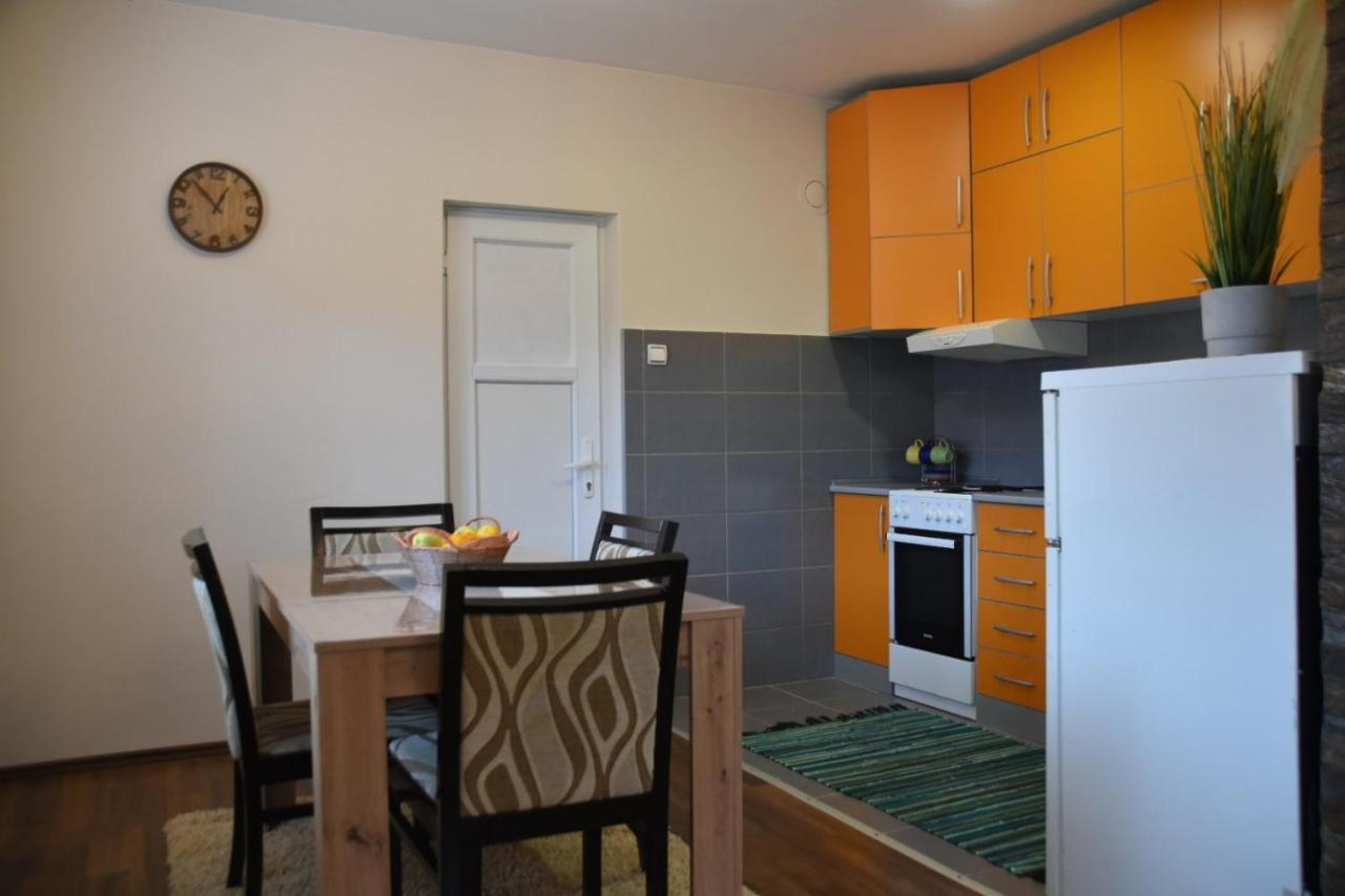 Apartmani Petar モクラ・ゴラ エクステリア 写真