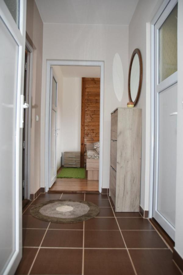 Apartmani Petar モクラ・ゴラ エクステリア 写真